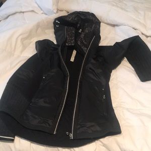 Black Lululemon zip up warm coat w/lace hood sz4